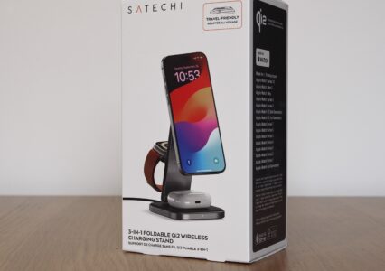 Składana ładowarka bezprzewodowa 3w1 od Satechi to symbol elegancji – pierwsze wrażenia
