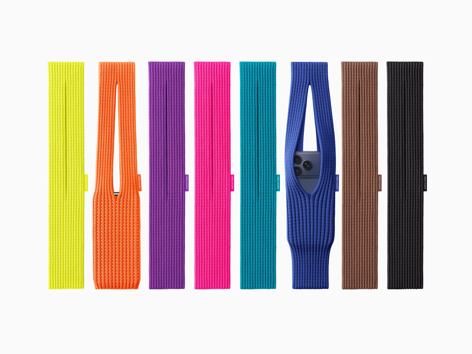 iPhone Pocket od ISSEY MIYAKE i Apple