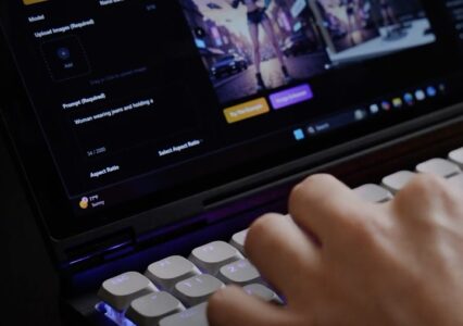 To będzie hit! Kernelcom – mini laptop z ekranem 24:9 i mechaniczną klawiaturą za 1000 zł.