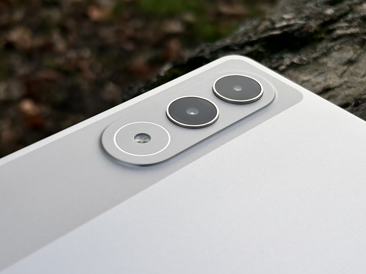 Lenovo zakłada czapkę św. Mikołaja i serwuje świetne promocje na święta. To laptopy, tablet i konsola Legion Go S SteamOS 14 lenovo7