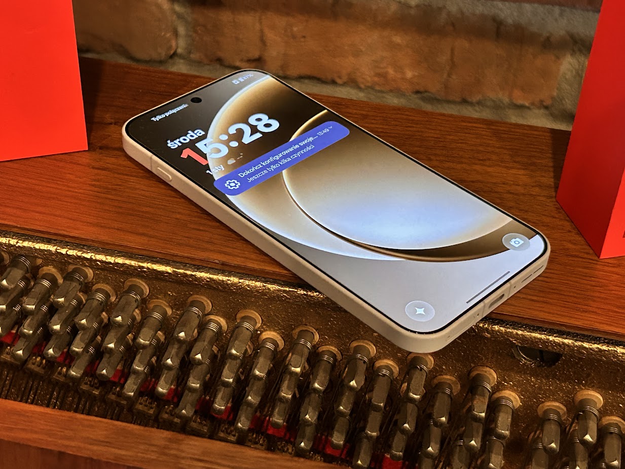 OnePlus 15 OnePlus 15