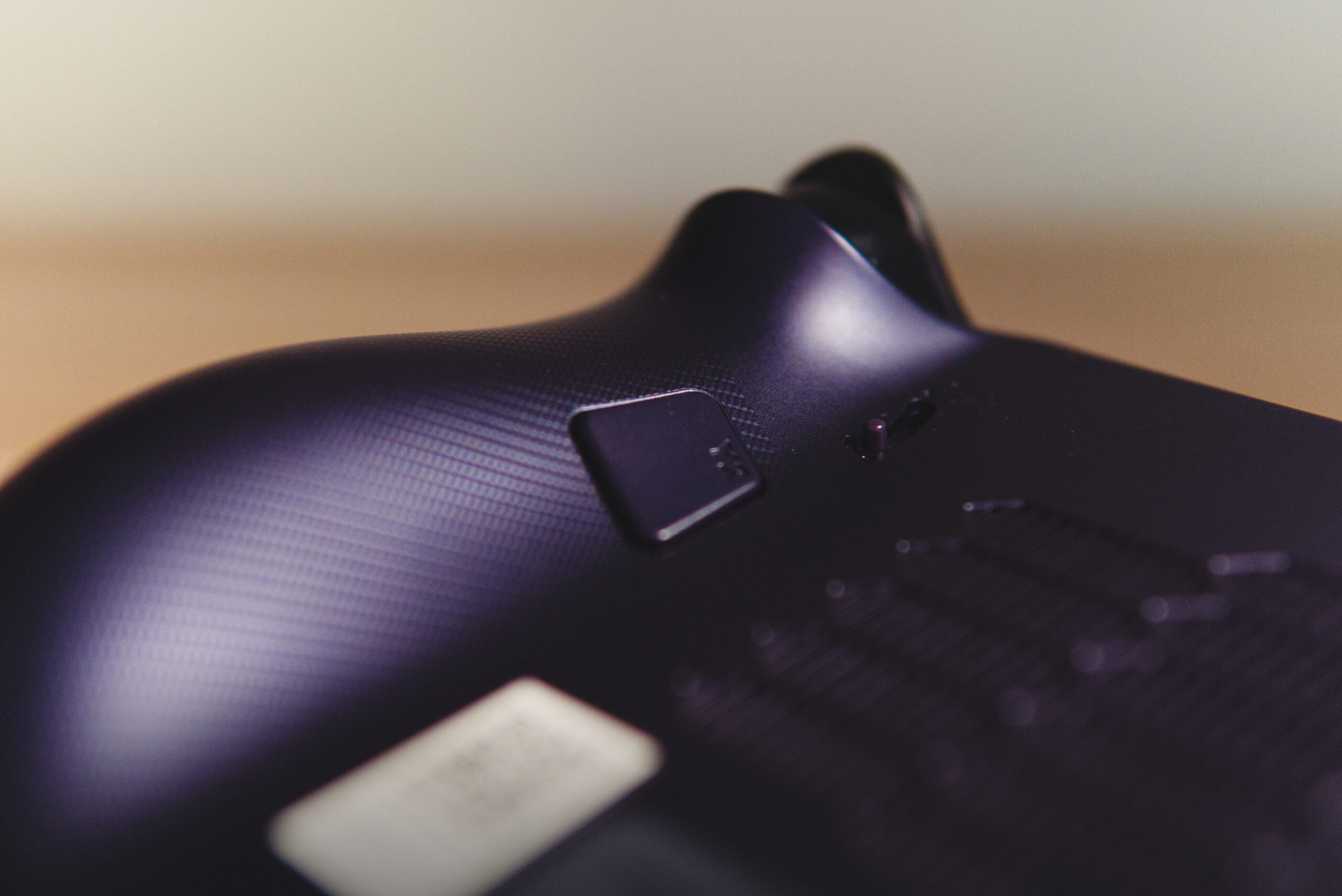 Lenovo Legion Go S (SteamOS), czyli trochę o tym, jak to jest mieć wszystkie gry w zasięgu ręki 15 paddletylny scaled