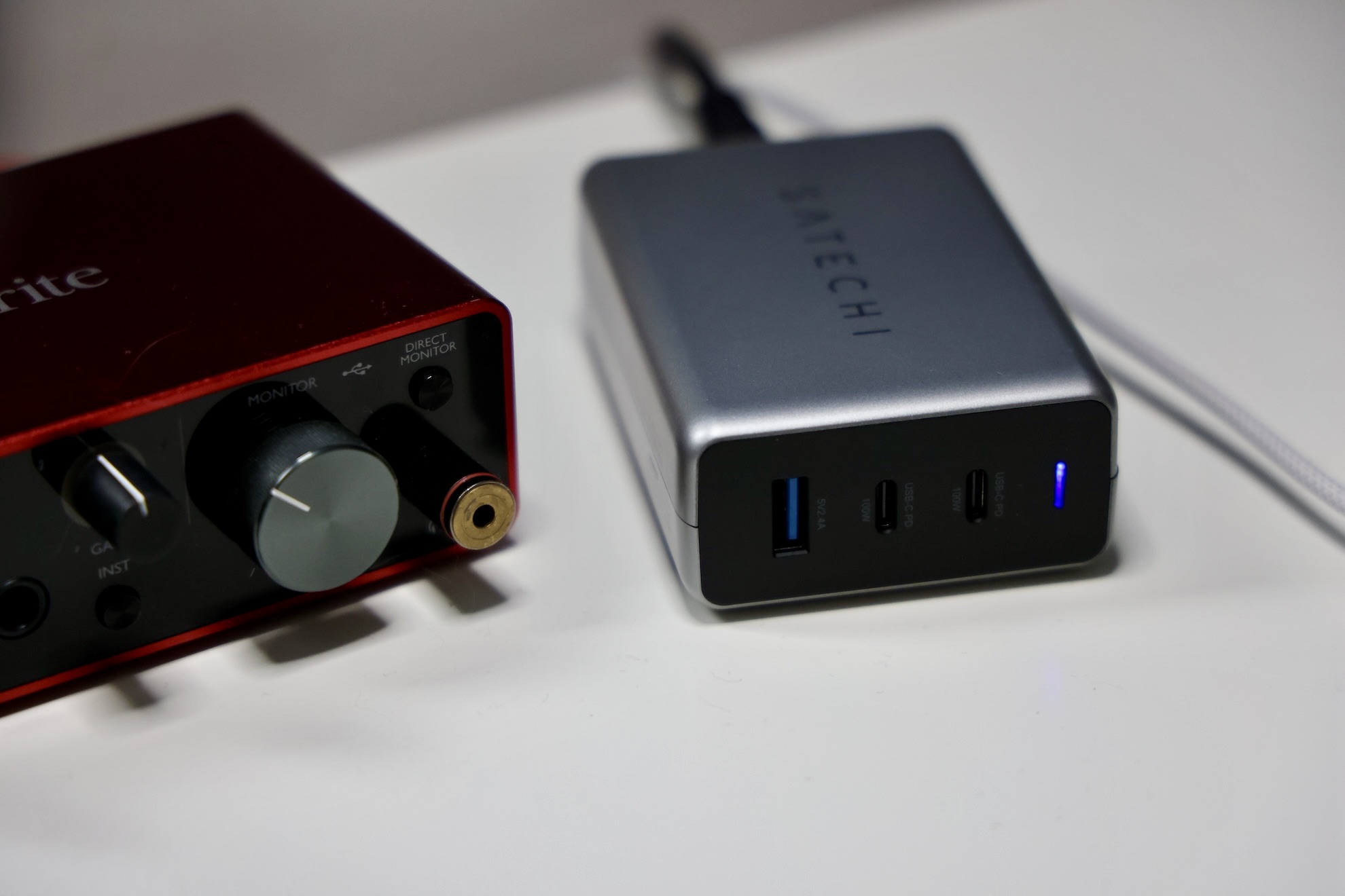 Satechi 100W USB-C PD GAN Compact Charger