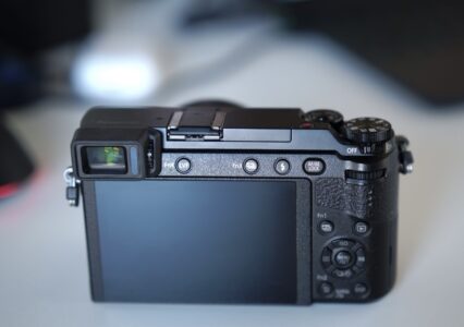 Lumix GX80 nie zaskoczył mnie niczym, kompletnie. Jest tak ciekawy, jak o nim mówią