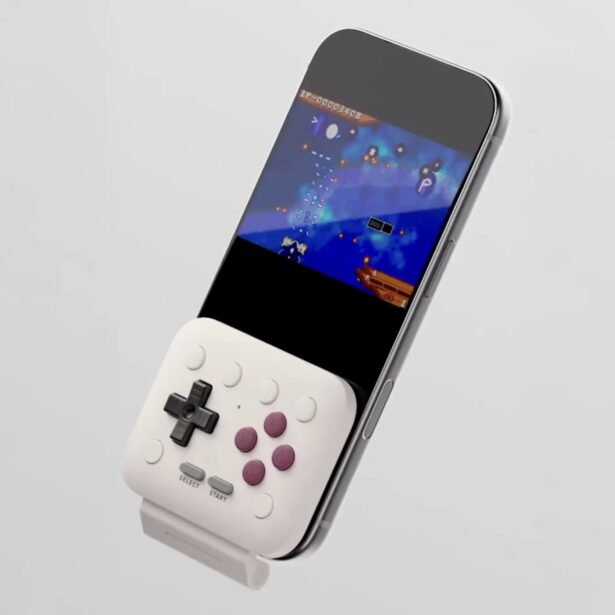 8BitDo FlipPad – kolejny pad do grania na smartfonie. Tym razem dla gier retro