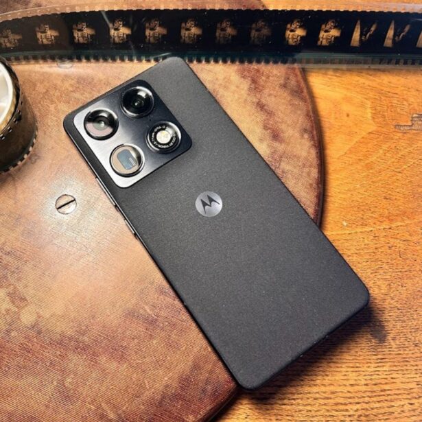 Motorola Signature zaskakuje smukłością, specyfikacją i możliwościami foto. Pierwsze wrażenia