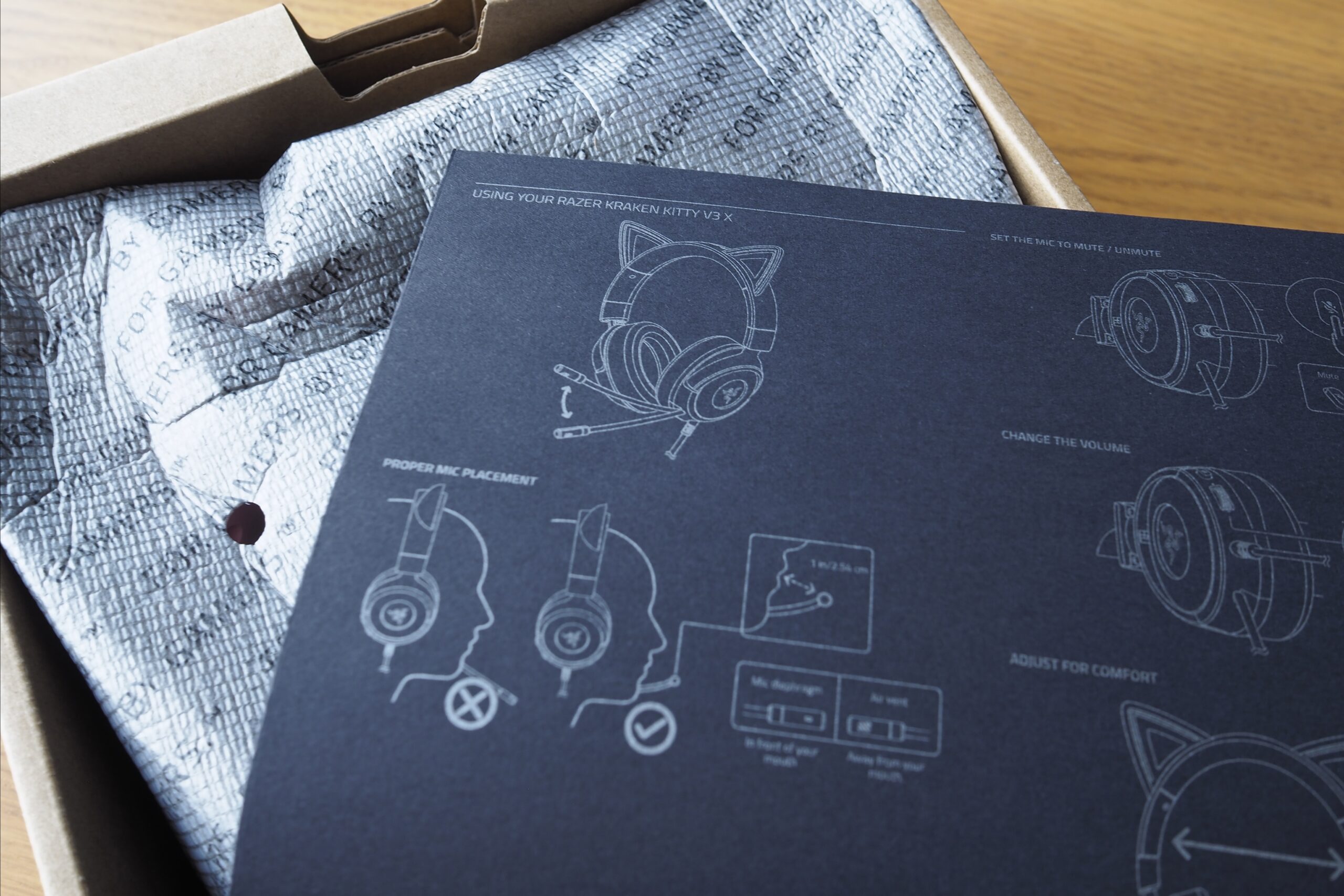 Razer Kraken Kitty V3 X Quartz Edition – pierwsze miauczenia 9 Razer Kraken Kitty V3 X Quartz Edition