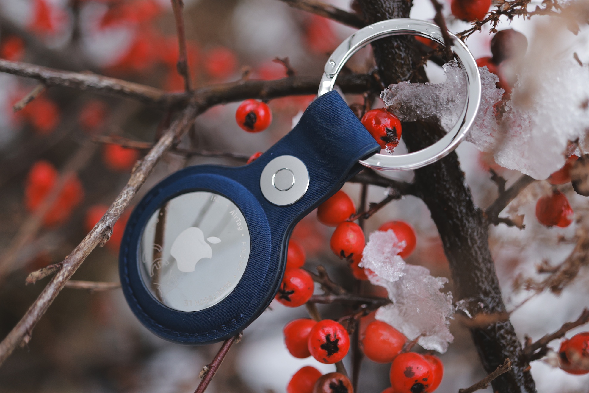 Ważne dla bezpieczeństwa: nowa aktualizacja dla twoich AirTagów 7 Apple AirTag 2 i etui FineWoven Key Ring