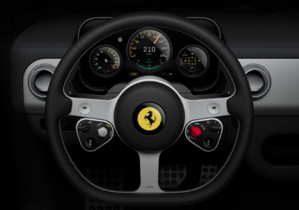 Ferrari prezentuje wnętrze w pełni elektrycznego Luce. Stworzył je Jony Ive, a całość wywołała niezłą burzę