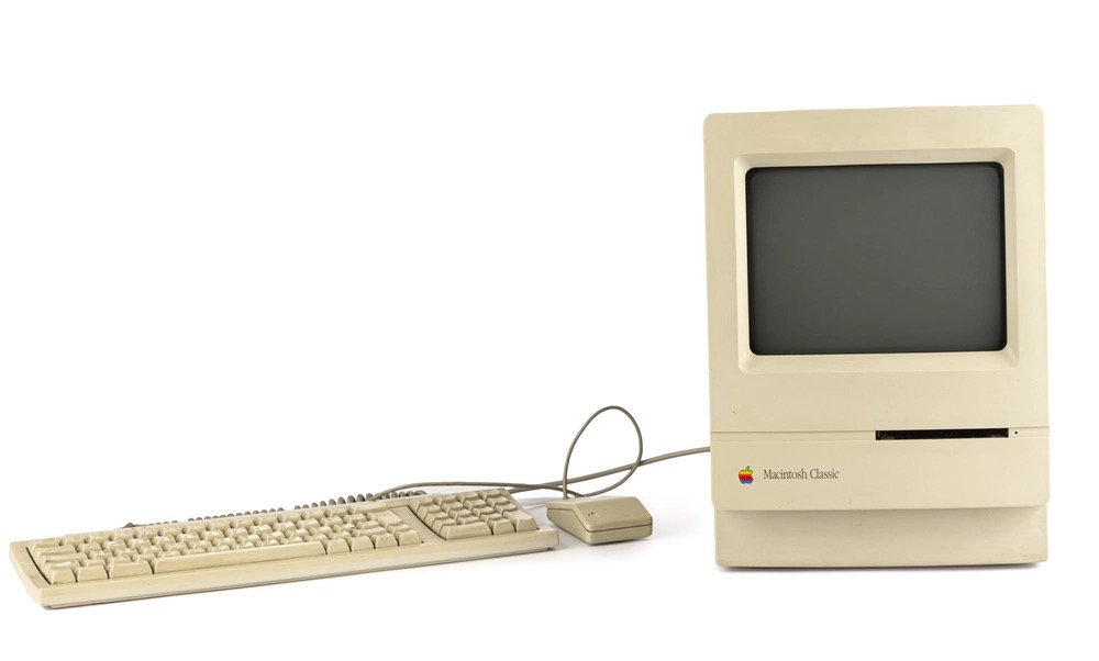 Apple Macintosh Classic Zdzisława Beksińskiego w zbiorach DESA Unicom