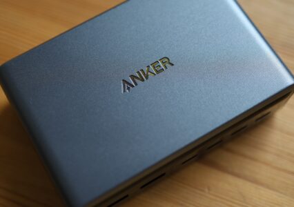 Dzięki ładowarce Anker Prime wreszcie mam porządek na biurku
