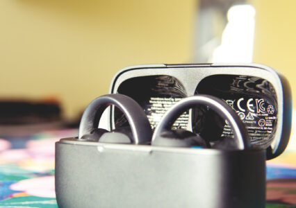 Soundcore AeroClip, czyli trochę o słuchawkach, wygodzie i niezrównanej swobodzie