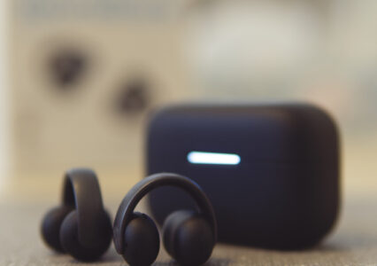 Soundcore AeroClip – słuchawki bezprzewodowe w zaskakującej formie. Pierwsze wrażenia i unboxing