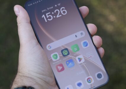 OPPO Reno 15 Pro 5G jest zaskakująco piękny i całkiem poprawny – pierwsze wrażenia