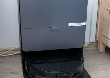 Przetestowaliśmy Roborock Saros 20 – najnowszy robot sprzątający, który przełamuje limity