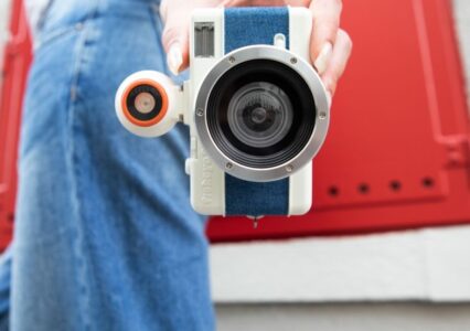 Przeczytaj nowy wpis na Rozładowani.pl: Fisheye No. 2 Rodeo Denim – analogowe rybie oko w kolorze jeansów od Lomography