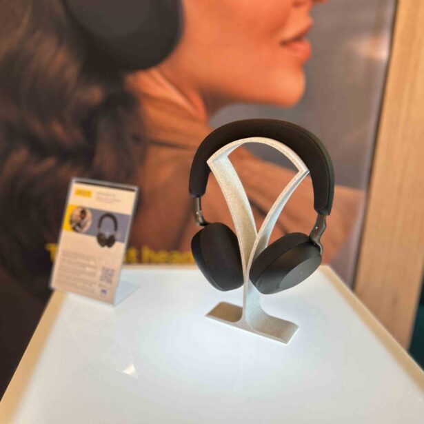 Jabra Evolve3 85 oraz Evolve3 75 z polską premierą. To słuchawki łączące pracę biurową z rozrywką