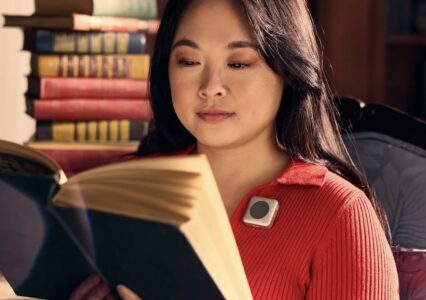 Button to kolejna przypinka z chatem AI. Stworzyli ją kolejni byli pracownicy Apple, ale tym razem to działa!