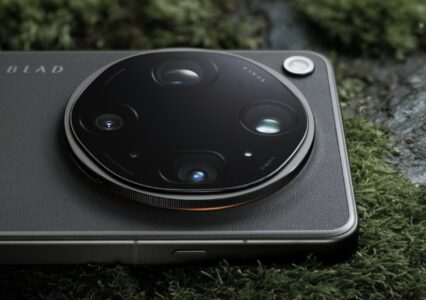 Oppo Find X9 Ultra z oficjalnymi renderami i specjalną edycją z telekonwerterem