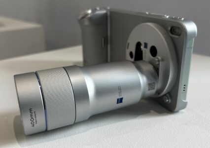 Vivo 300 Ultra debiutuje w Polsce. Producent otwiera nowy segment fotografii mobilnej