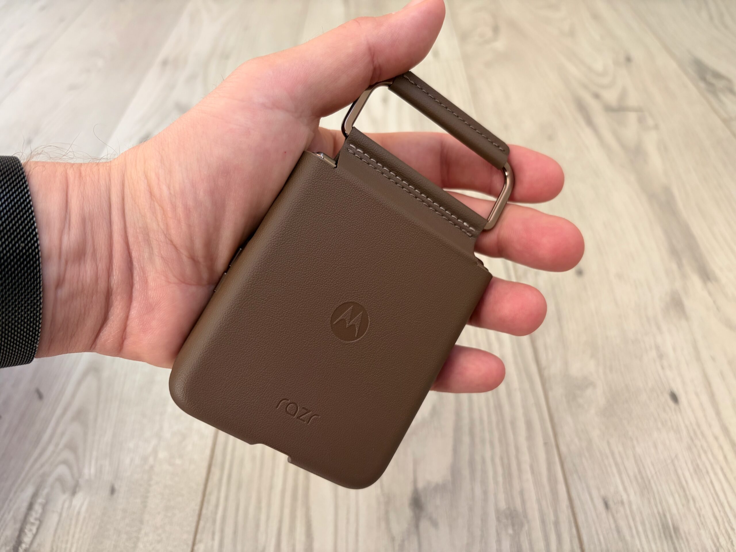Motorola razr 70 ultra – tu jest wszystkiego pod dostatkiem. Pierwsze dni z flagową „klapką” 13 Motorola razr 70 Ultra