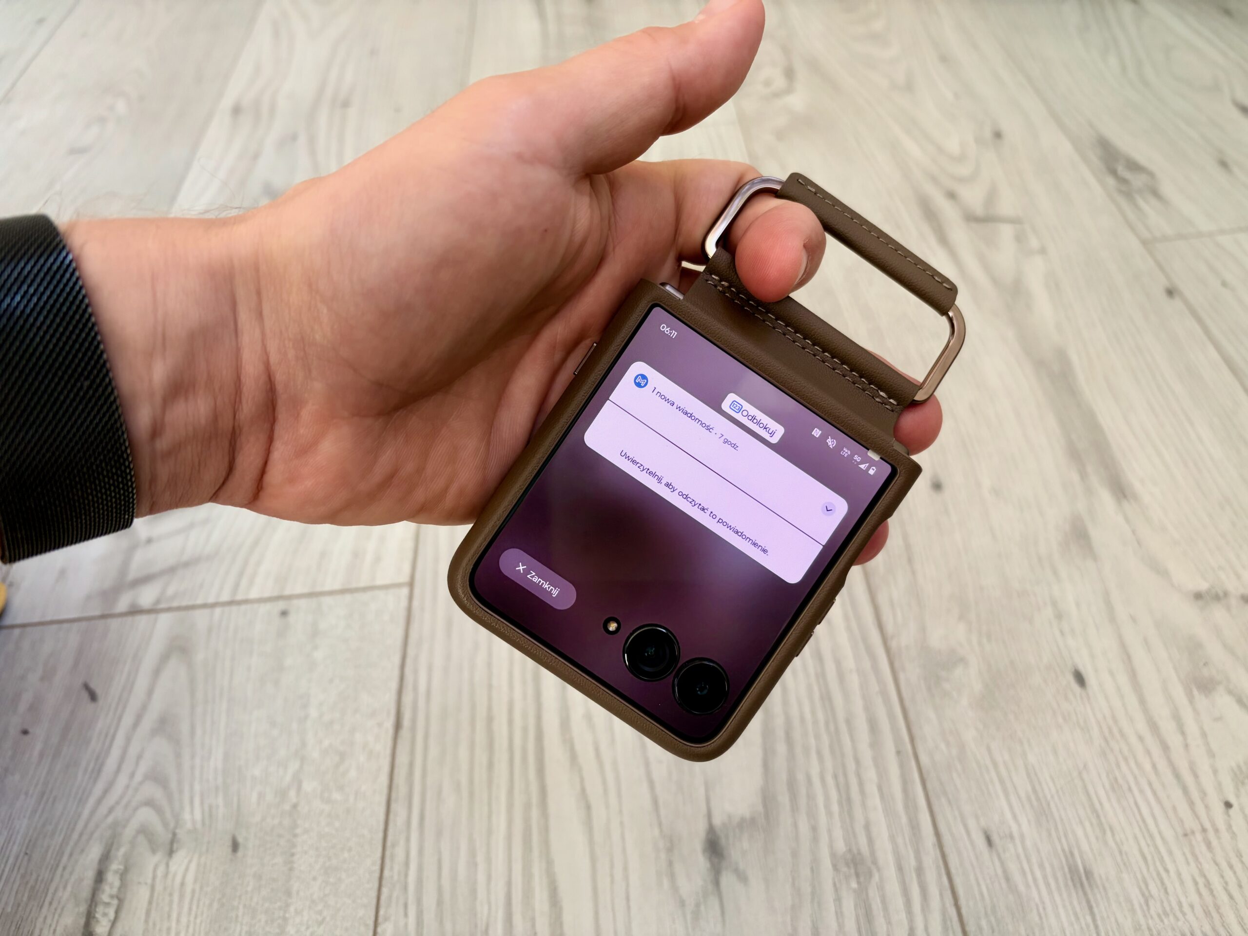 To powinna być klapka idealna. Recenzja Motoroli razr 70 ultra 59 Motorola razr 70 ultra etui
