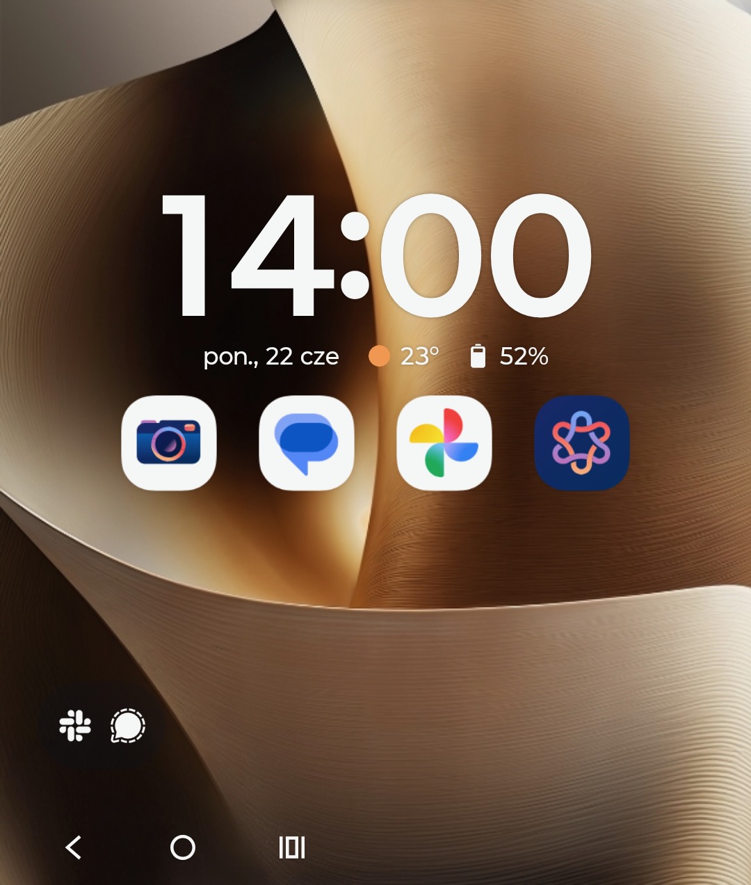 To powinna być klapka idealna. Recenzja Motoroli razr 70 ultra 74 Screenshot 20260622 140045 Aplikacja uruchamiajaca wyswietlacz pomocniczy