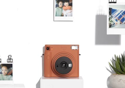 Sześć lat po premierze Fujifilm wciąż nie wyrabia się z produkcją SQ1. Zamówienia wstrzymane