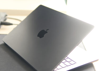 MacBook Pro i iPad Pro doczekają się redesignu w 2027 – Apple M7 szybciej niż oczekiwano