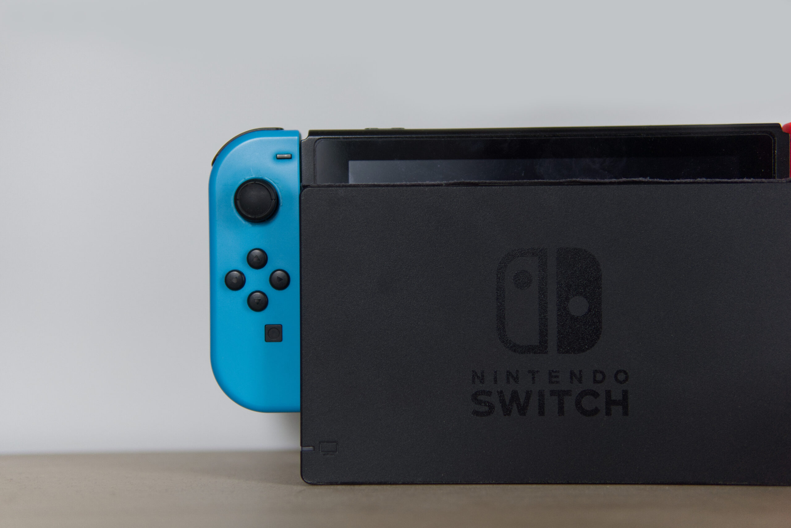 nintendo switch dock scaled