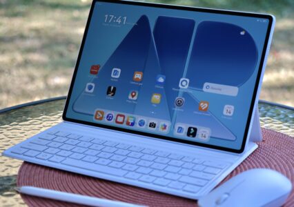 Klawiatura, rysik i matowy ekran. Tablet HUAWEI MatePad Air to przykład jak zmienia się rynek