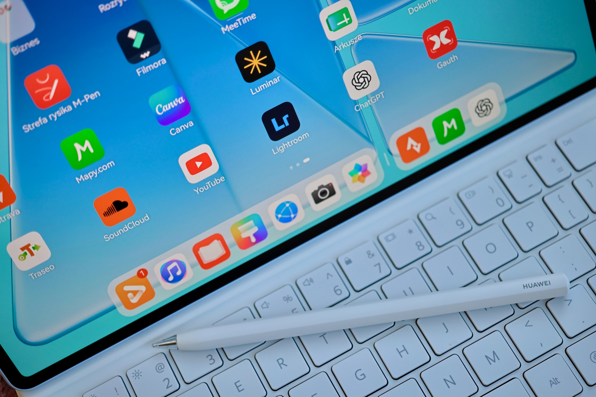 Klawiatura, rysik i matowy ekran. Tablet HUAWEI MatePad Air to przykład jak zmienia się rynek 25 HUAWEI MatePad Air
