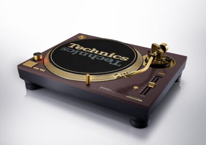 To wygląda obłędnie! Nowy limitowany model gramofonu Technics na jubileusz 55-lecie serii SL-1200