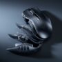 Razer Naga V3 Pro — zadebiutowała nowa wersja kultowej myszy z magnetycznymi panelami do każdej gry