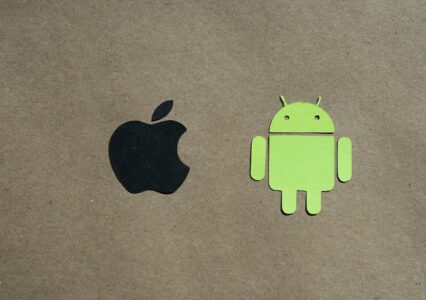 Mamy najnowsze dane na temat sprzedaży smartfonów. Duopol iOS i Androida pozostaje niezagrożony