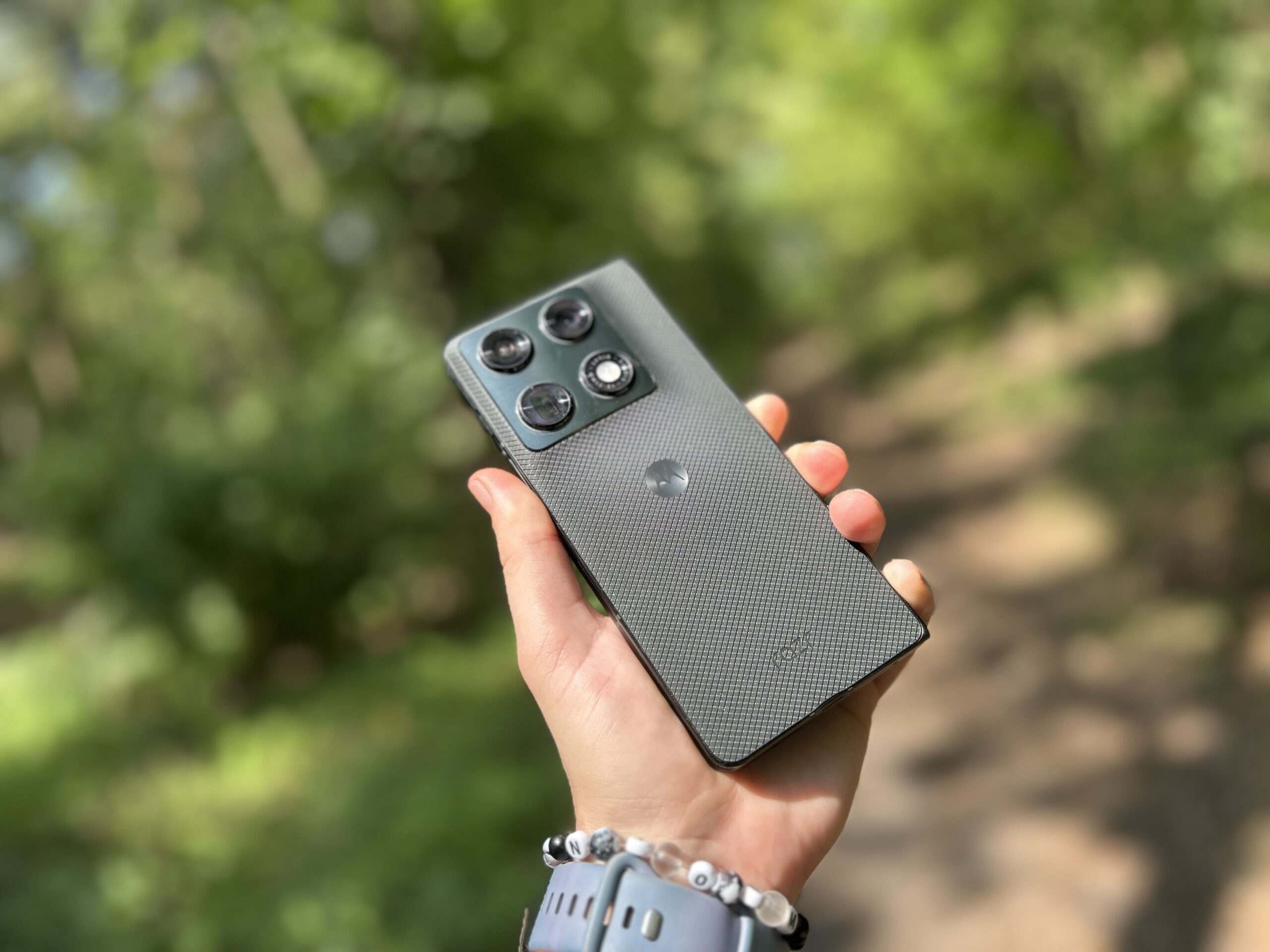 Motorola rarz fold Motorola rarz fold