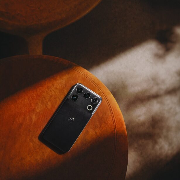 Motorola Signature 27 wskakuje na najwyższą półkę. Nowy Snapdragon i aparat 200 MP