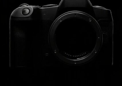 Przeczytaj nowy wpis na Rozładowani.pl: Wycieka pełna specyfikacja Canona EOS R8 Mark II. A co z wyglądem?