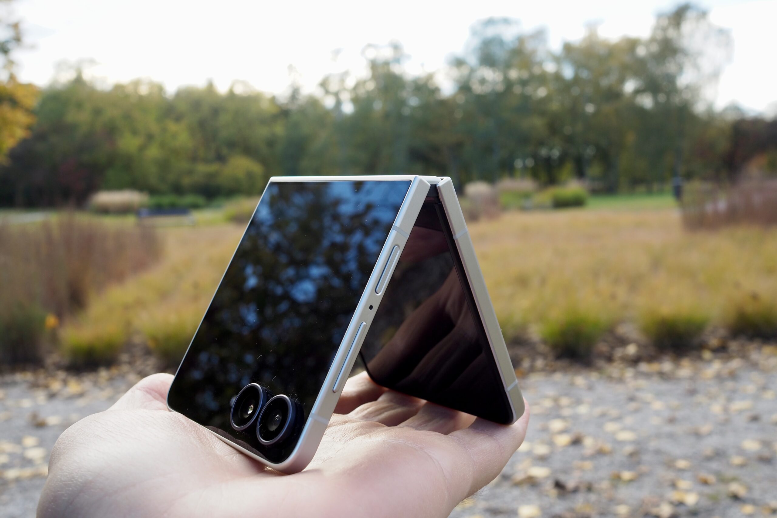 Galaxy Z Flip8