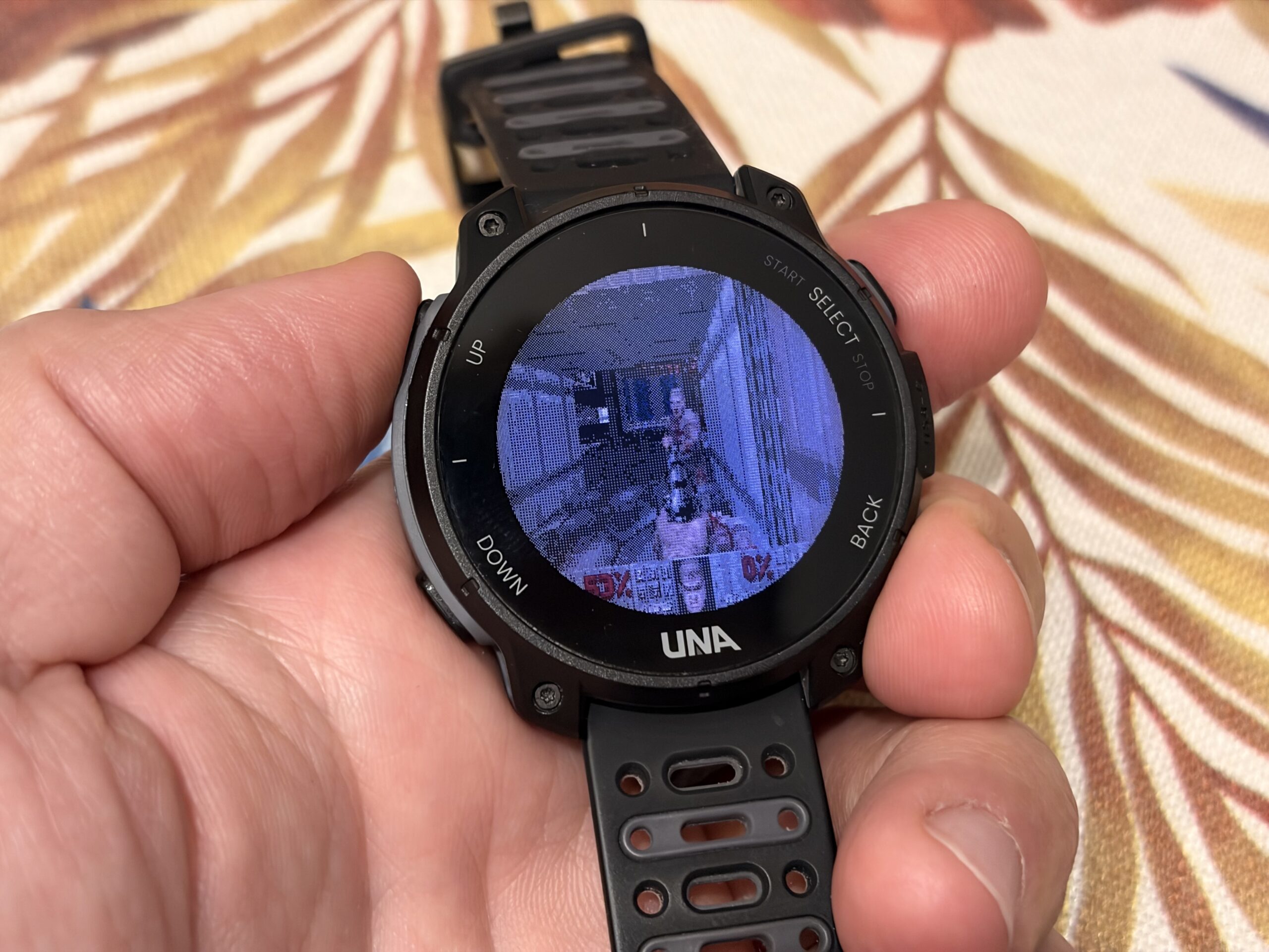 Czy można uruchomić Dooma na UNA Watch? Można, jak najbardziej! 14 Doom na UNA Watch