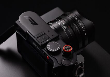 Przeczytaj nowy wpis na Rozładowani.pl: Gratka dla fanów F1. Zaprezentowano specjalną wersję aparatu Leica Q3 43 Formula 1