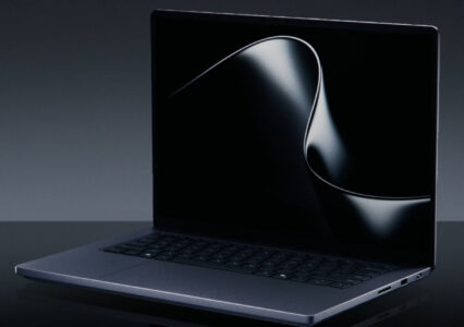 Microsoft Surface Laptop Ultra z oficjalną datą premiery – RTX Spark trafia do pierwszych urządzeń