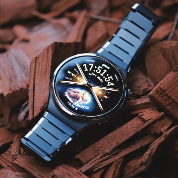 HUAWEI WATCH 6 Pro — daj mi chwilę, a pokaże Ci, dlaczego warto przesiąść się na smartwatch premium