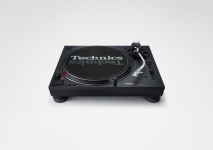 Kult i legenda w jednym. Debiutuje flagowy gramofon Technics SL-1210MKX