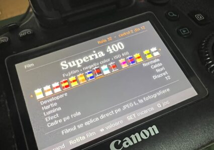 Przeczytaj nowy wpis na Rozładowani.pl: Taki vibe coding lubię. Kodak, Fujifilm i Ilford na starej cyfrowej lustrzance Canona